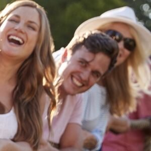 game-of-tug-of-war-at-summer-garden-fete-BYKQN8J